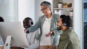 7 Agent Performance Red Flags QA Teams Miss Regularly